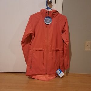 NWT Columbia omni tech raincoat xsml